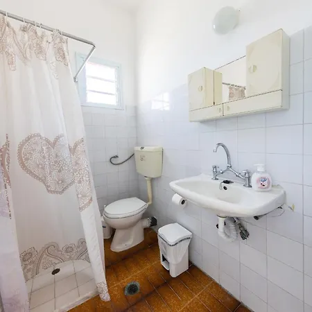 Nikos 3* Votsi (Alonnisos)