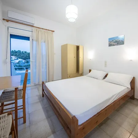 Pensjonat Nikos Votsi (Alonnisos)