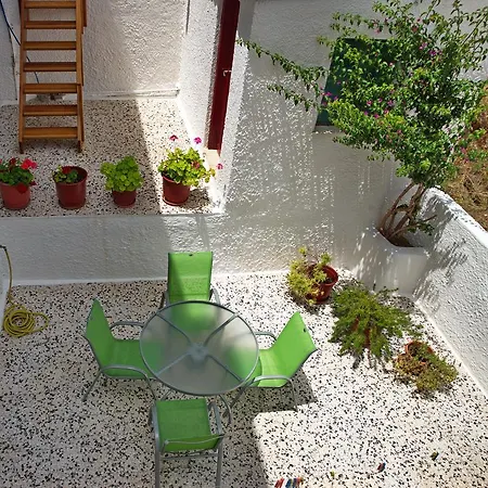 Nikos Gæstehus Votsi (Alonnisos)